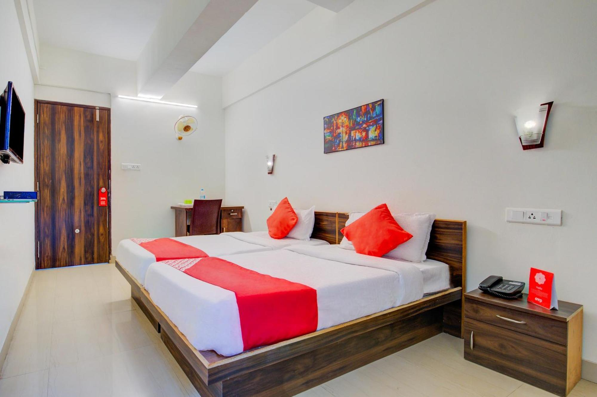 Hotel O Sairaj Lodge Meribel Village Ngoại thất bức ảnh