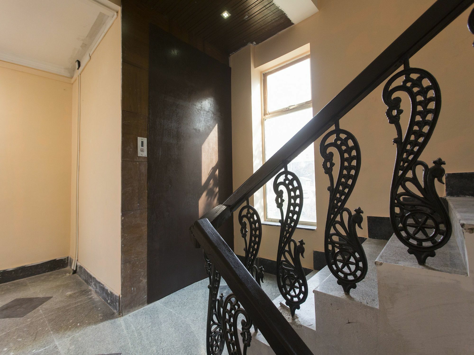 Hotel O Sairaj Lodge Meribel Village Ngoại thất bức ảnh